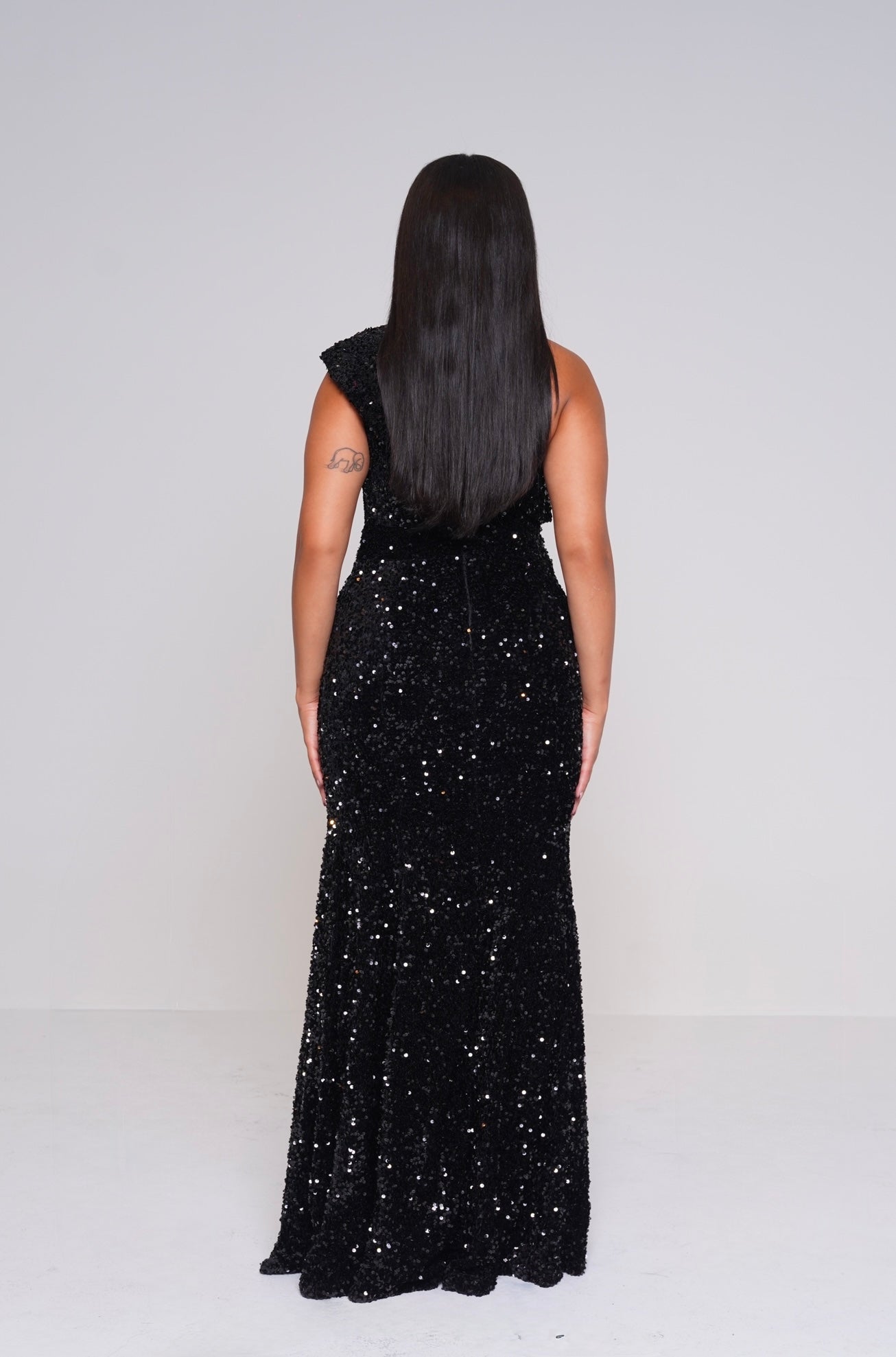 MIDNIGHT SPARKLE SEQUIN MAXIDRESS Lili Creation