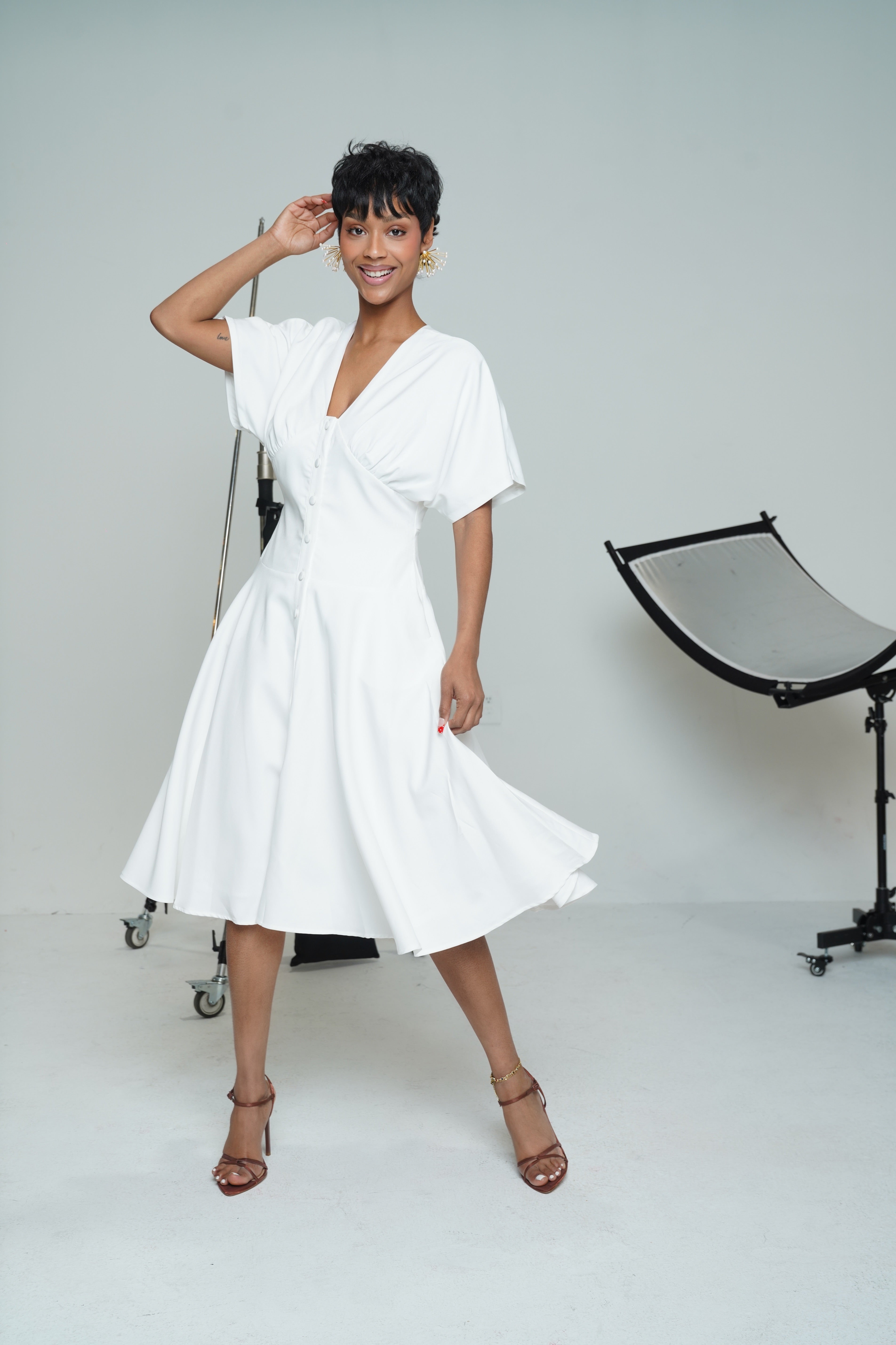 LUNA MIDI WHITE DRESS Lili Creation