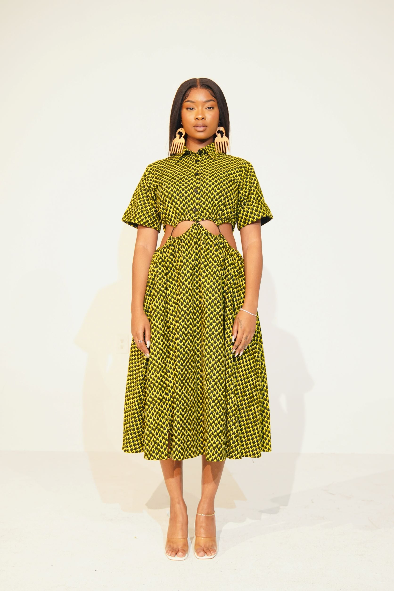 CUT OUT MIDDLE MIDI DRESS Lili Creation