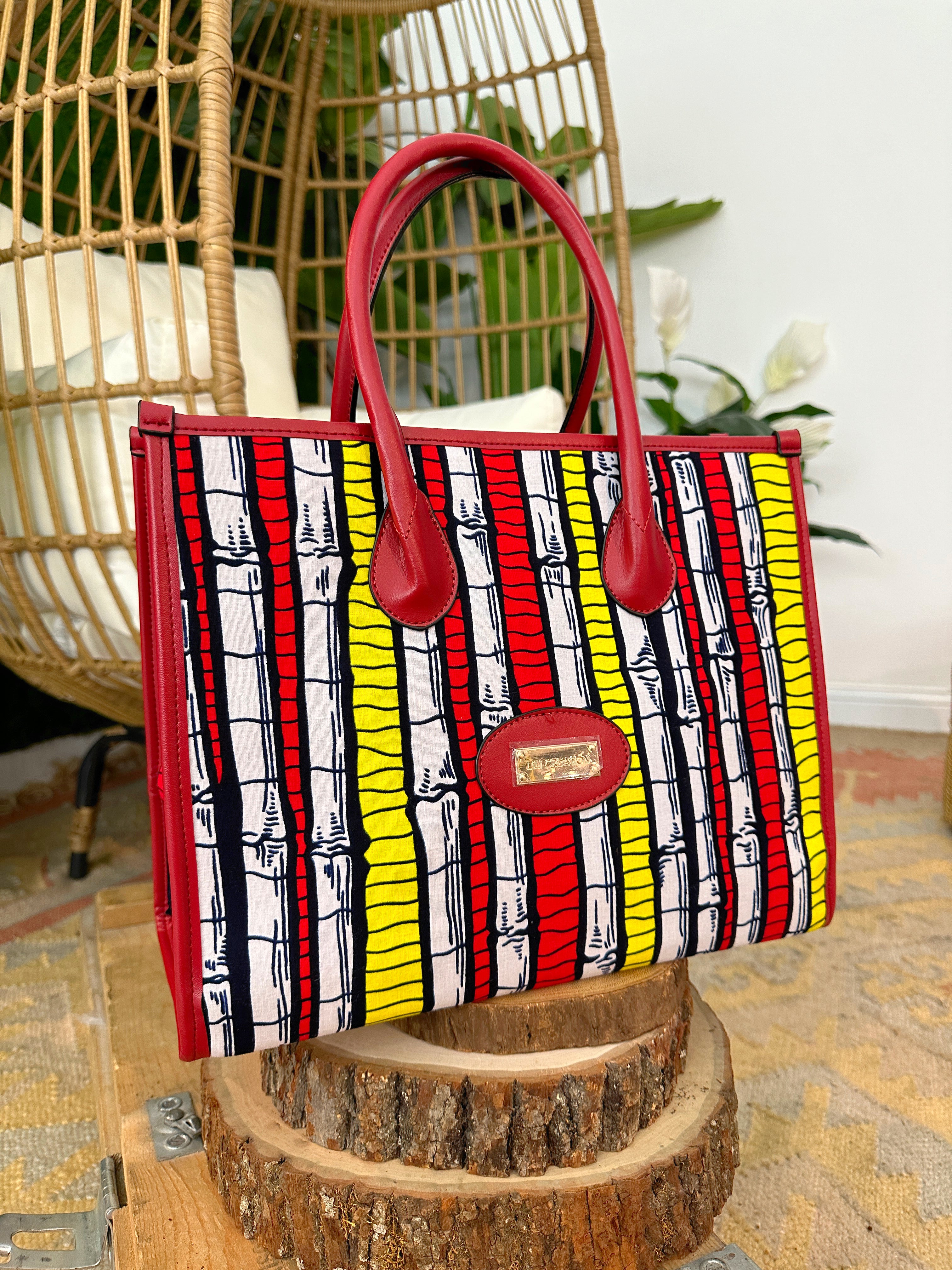 CATABLE HANDBAGS Lili Creation