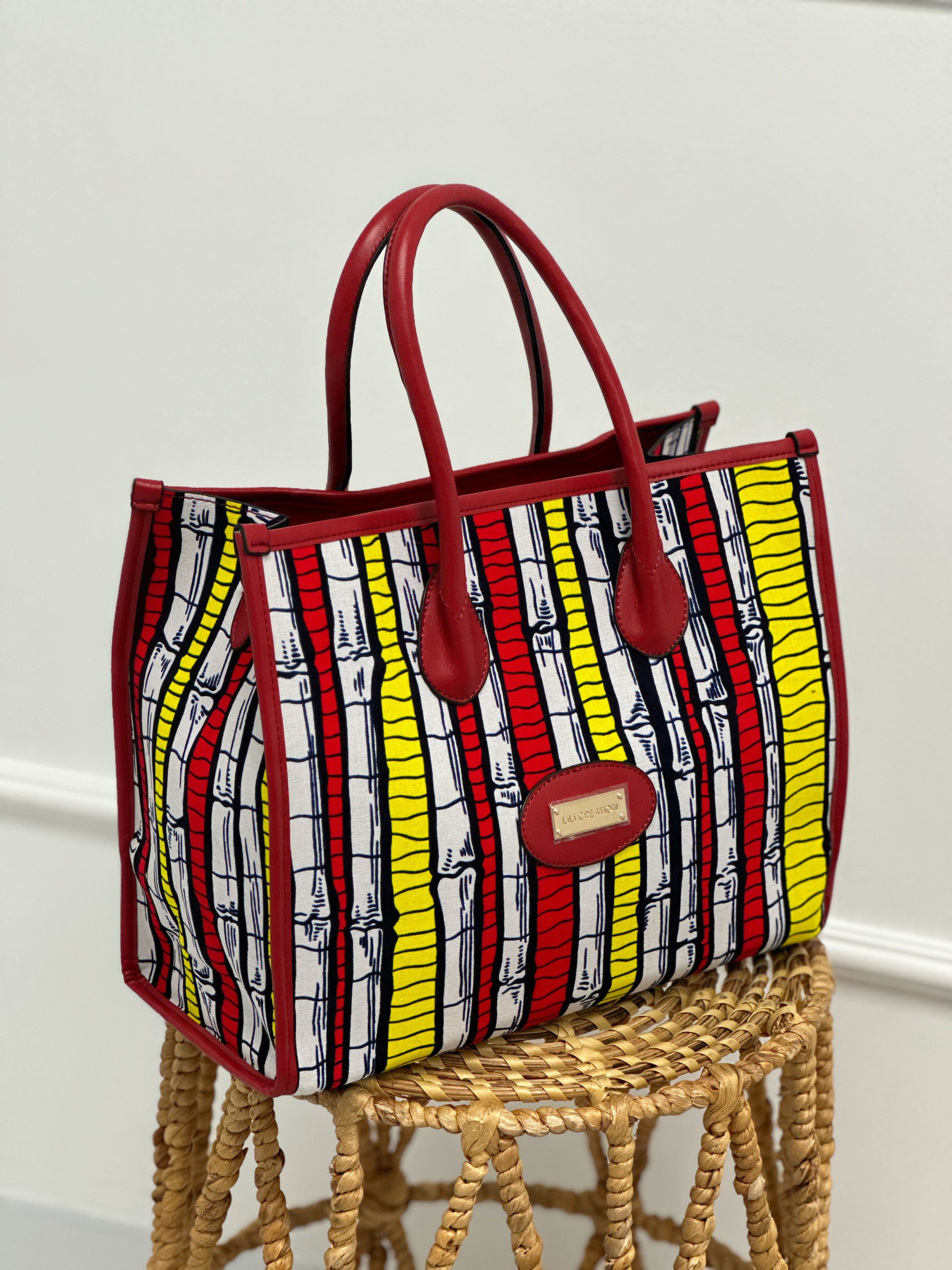 CATABLE HANDBAGS Lili Creation