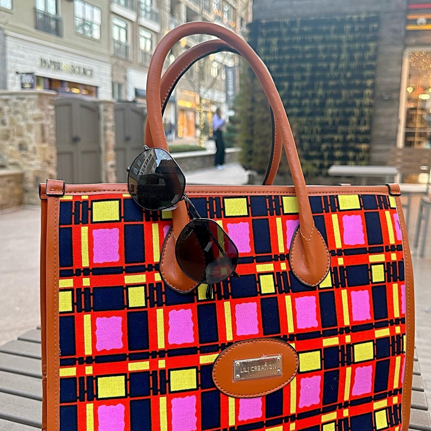 CATABLE HANDBAGS Lili Creation